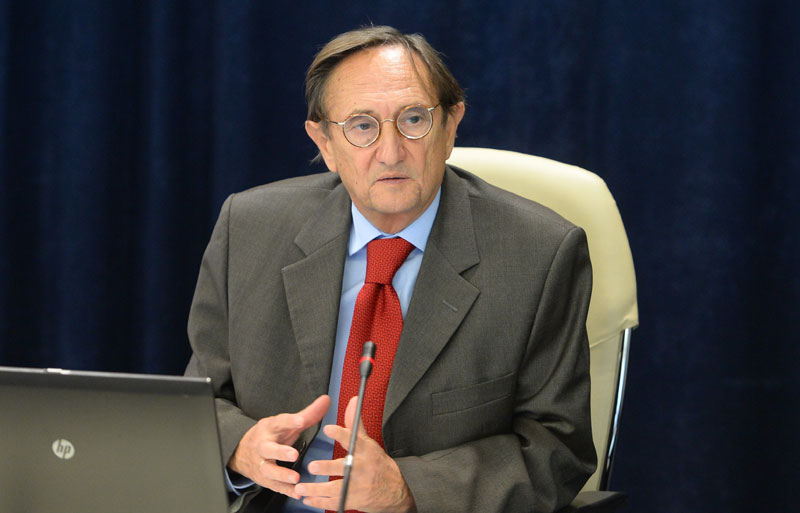 Фискални савет: Дефицит одговоран, плате јавног сектора неоправдано расту