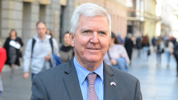 СКОТ КРИТИКУЈЕ МЕРЕ ПРИШТИНЕ: Није у реду примењивати једну стопу на југу, другу на северу