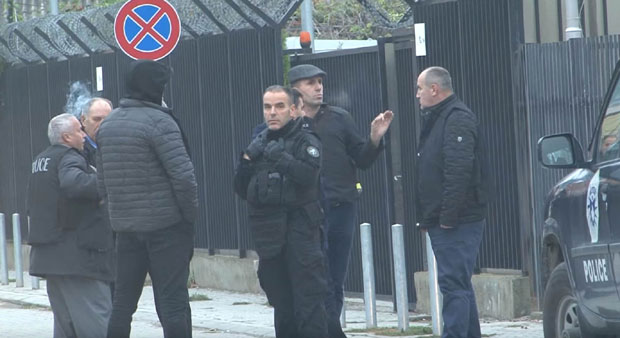 ТУЖИЛАШТВО ТВРДИ: Немамо информације да ухапшени Срби имају везе са убиством Оливера Ивановића; МУП објавио разговор са М.Р.