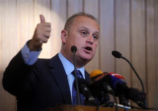 Весић: Сад је јасно порекло Јеремићевог новца