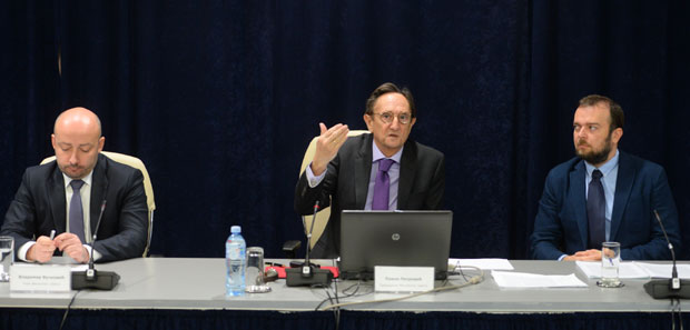 ФИСКАЛНИ САВЕТ О ПРЕДЛОГУ БУЏЕТА: Много у наоружање, мало у инфраструктуру, просвету и здравство