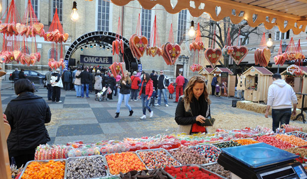 Празнична уживања уз кувано вино и оџак колач