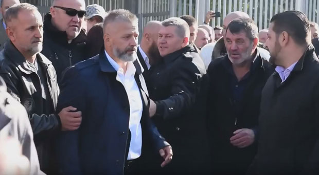 Лепе нам геноцид, а кољач Орић на слободи!