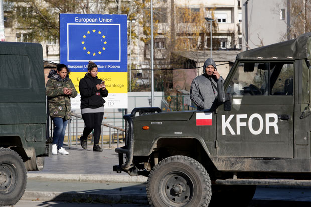 КРИЗА НА КОСМЕТУ - КФОР одузео робу намењену северу КиМ; Албанци хоће да отму северни део Митровице!