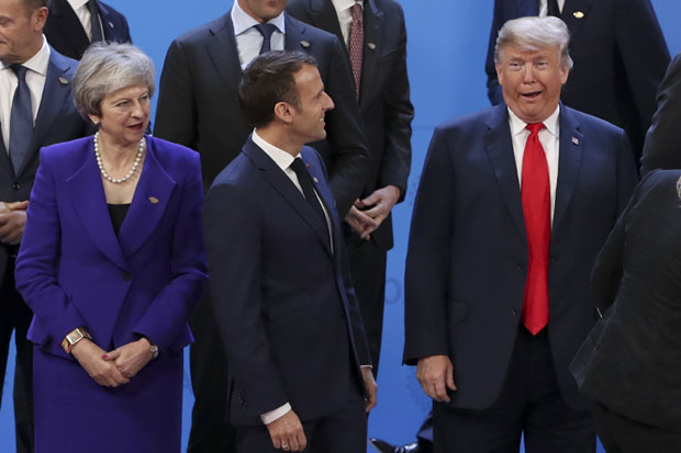 САМИТ Г20 У АРГЕНТИНИ: Трамп прошао поред Путина и саудијског наследног принца без поздрава; Лавров: Нема љубави на силу (ФОТО)