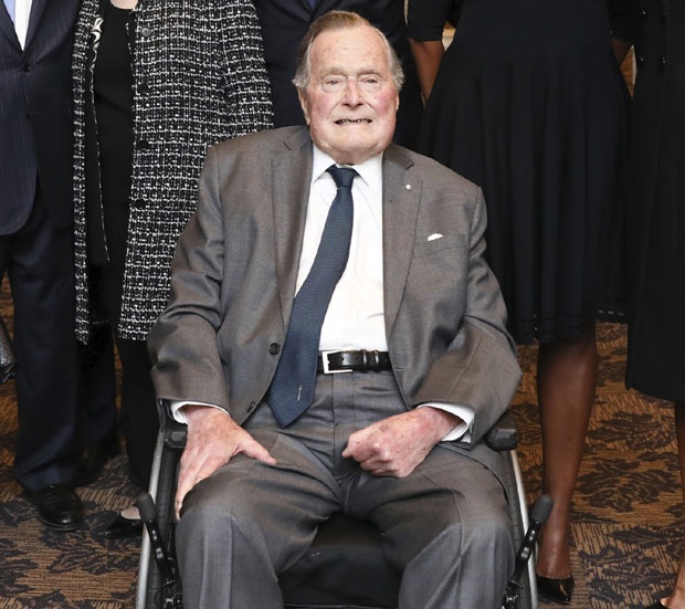 Преминуо бивши амерички председник Џорџ Буш Старији