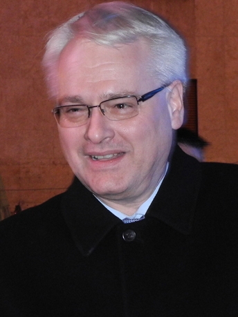 ЈОСИПОВИЋ О ОДНОСИМА ХРВАТСКЕ И БИХ: Бошњаци се боје распада, а Хрвати мајоризације