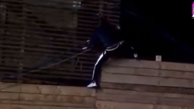 ПОТПУНИ ХАОС У ЗАДРУЗИ: Давид побегао из ријалитија, Александра беснела: Хоћу уговор, полупаћу целу кућу (ВИДЕО)