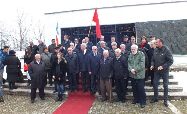 СЕЋАЊЕ НА ПЉЕВАЉСКУ БИТКУ: Две комеморације на Стражици (ФОТО)