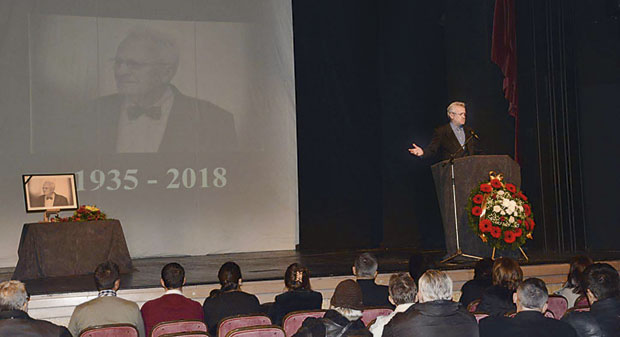 Дирљив опроштај од Момира Брадића