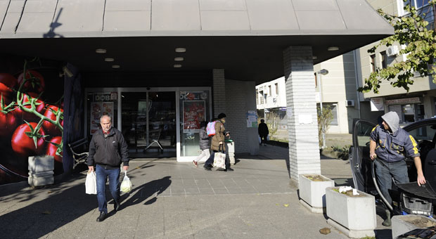 ПЉАЧКА НА НОВОМ БЕОГРАДУ: Отео 850.000 динара