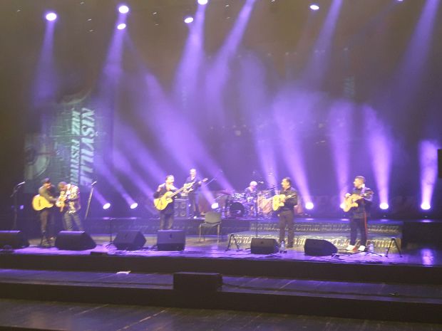 ЏИПСИ КИНГСИ ОДУШЕВИЛИ БЕОГРАЂАНЕ: За Шабана отпевали “Мy wаy” 