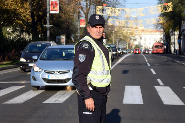 Саобраћајцу дан у Београду као пет година у малом месту