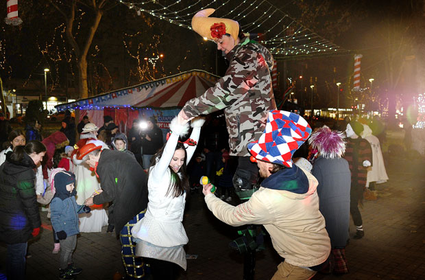 Отворен Трг бајки
