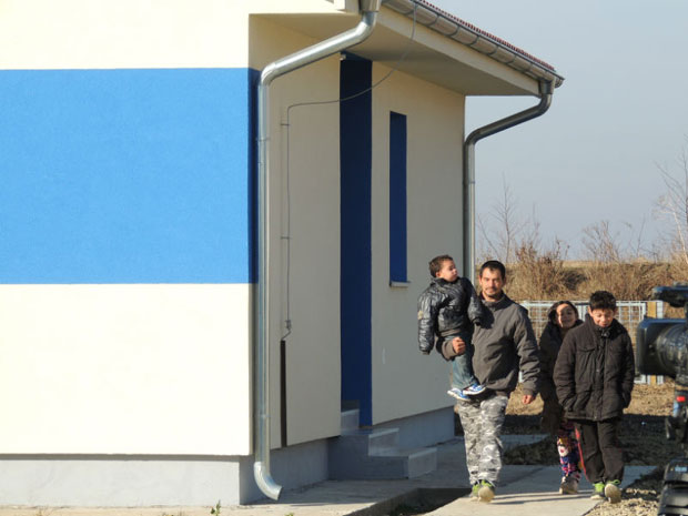 Из махале у пет села 