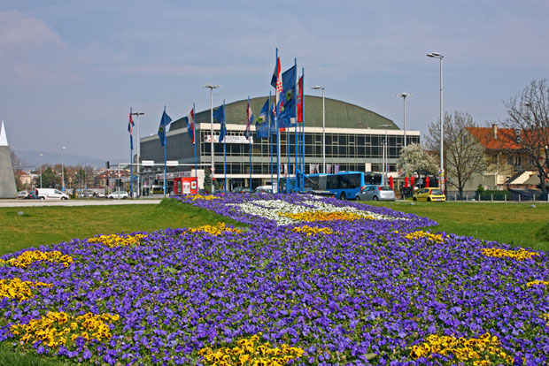 Постављен споменик Фрањи Туђману у Загребу