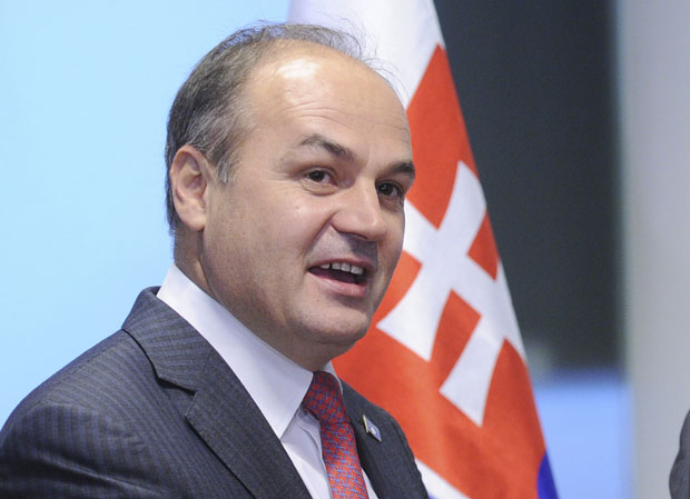 Хоџај: Трансформација КБС у војску се не може зауставити