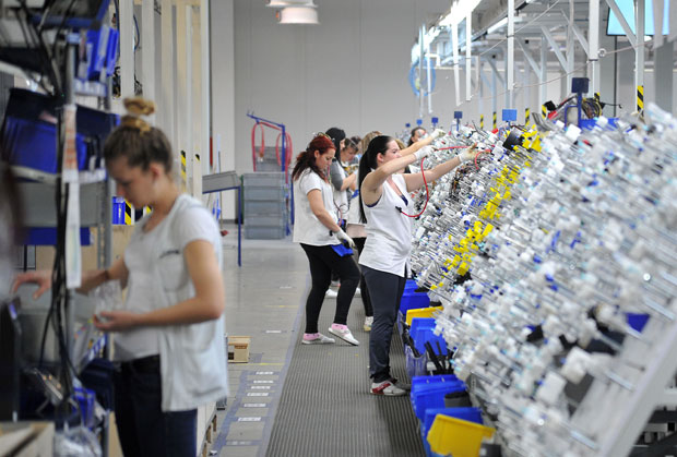 Куршумлија нејака за Леони?