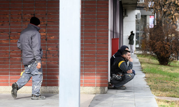 Радник пао кроз отвор и погинуо