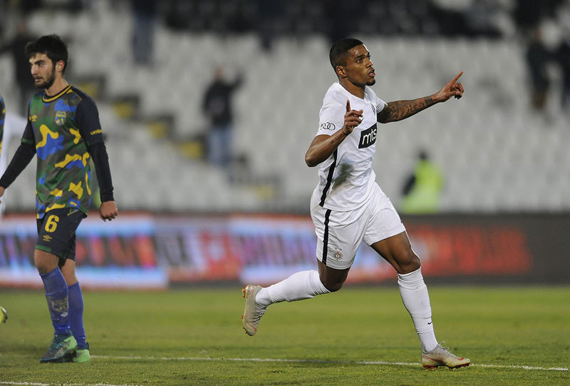 МИНИМАЛАЦ У ХУМСКОЈ: Гомеш погодио, па успаванка