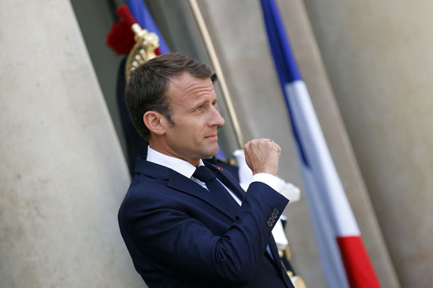 УСТАНАК У ФРАНЦУСКОЈ: Расту тензије, ултиматум за Макрона