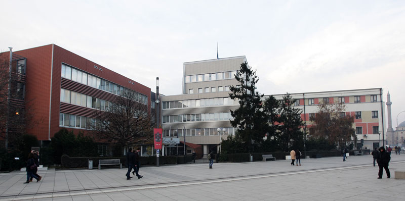 НОВИ СКАНДАЛ ПРИШТИНЕ: Албанци напустили састанак ЦЕФТА, саботирали покушај решавања проблема на Космету