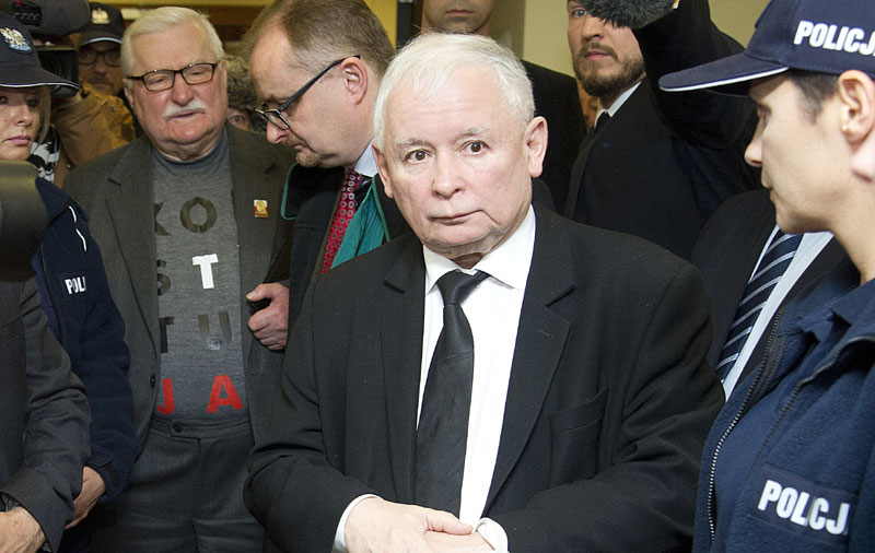 Пољски суд одредио да Валеса мора да се извини Качињском