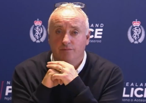 Нестала ћерка милијардера: Он се сломио пред новинарима (ВИДЕО)