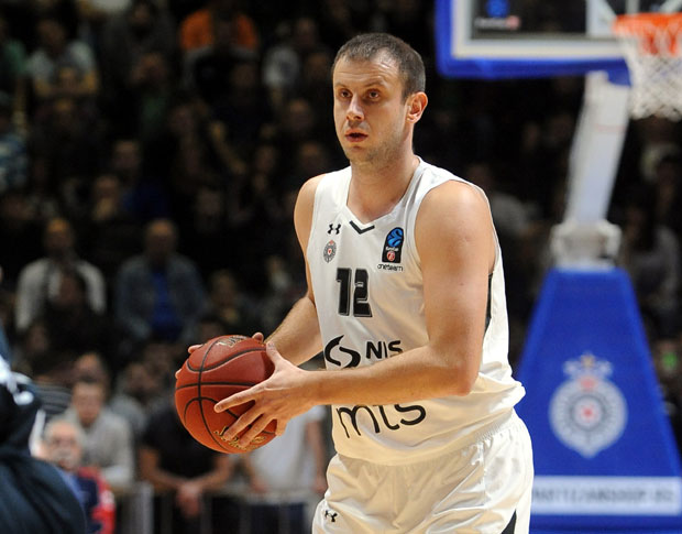 ВЕЛИЧКОВИЋ ОЧЕКУЈЕ ВЕЛИКУ ПОДРШКУ НАВИЈАЧА: Кошаркаши Партизана настављају јадранску пловидбу