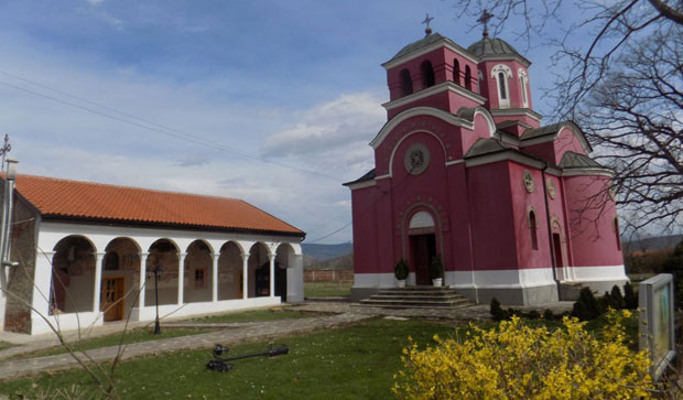 Лечила и краљеве  и комунисте