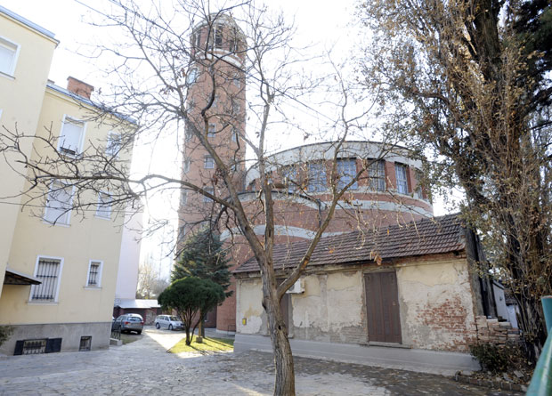 МУКЕ БЕОГРАДСКЕ ПОРОДИЦЕ: Католичке сестре селе Мирковиће