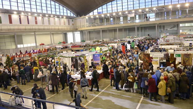 ДОБРОТВОРНИ ДИПЛОМАТСКИ БАЗАР: Мириси и мелодије са свих меридијана света