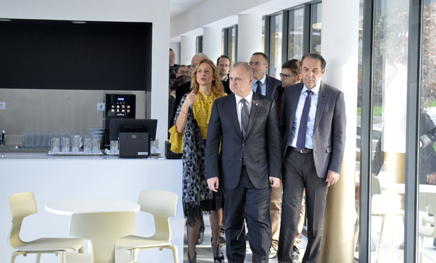 Новом капијом до Југе