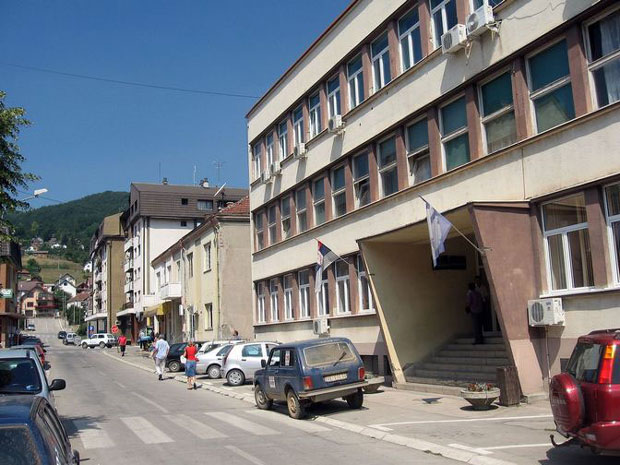 Продају плацеве на Дивчибарима да закрпе буџет