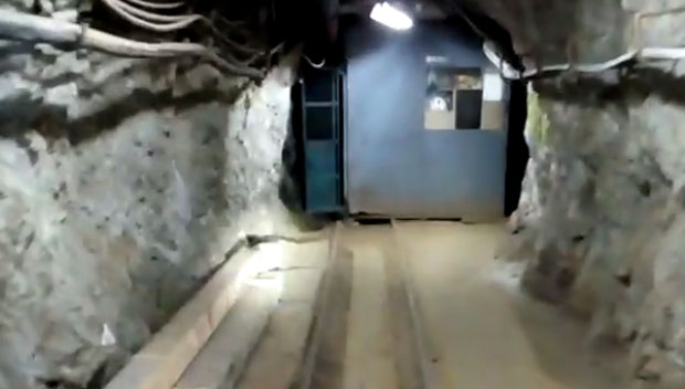 ПРКОСИ ВРЕМЕНУ: Лифт с дрвеним зупчаницима 93 године спушта и извлачи рударе