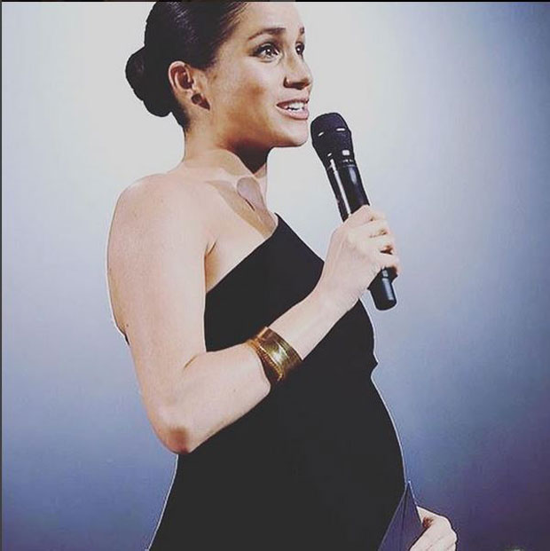 Меган Маркл показала труднички стомак