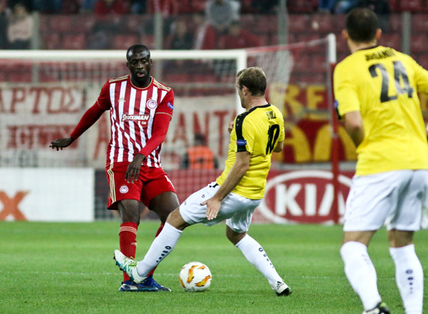 Јаја Туре напустио Олимпијакос после три месеца