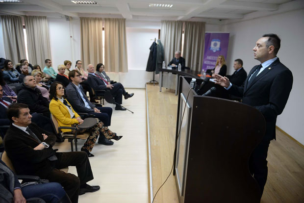 Вулин: Балкан ће горети ако се дозволи храњење Велике Албаније