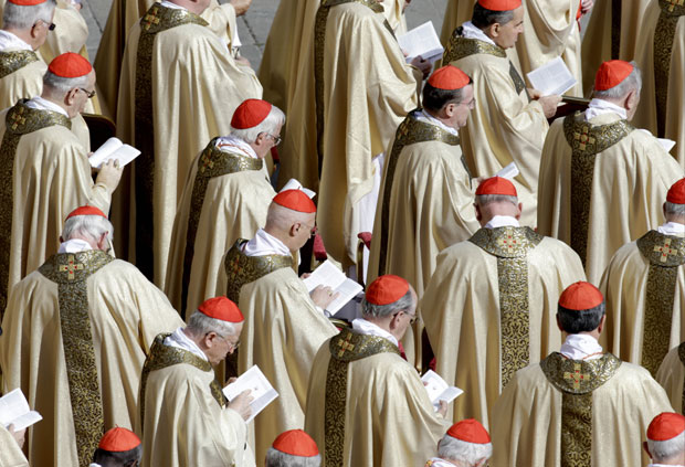 Папа отпустио 3 кардинала, двојица уплетена у скандал са сексуалним злостављањем