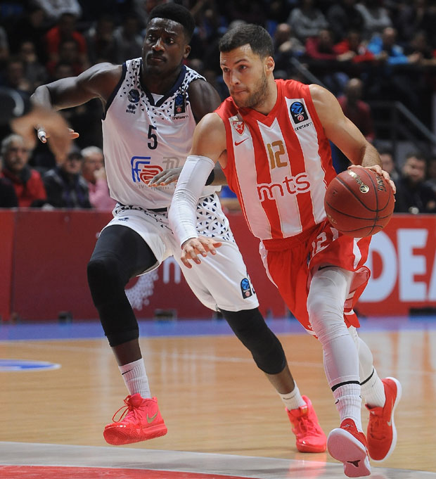 ДЕМОНСТРАЦИЈА СИЛЕ У ПИОНИРУ: Звезда демолирала Брешу и извадила карту за топ 16 фазу Еврокупа