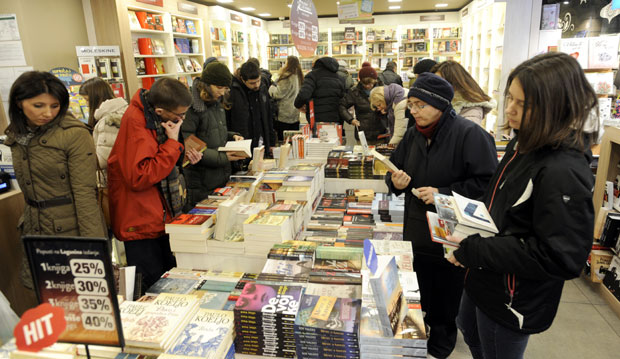 ПРАЗНИК ЗА ЧИТАОЦЕ: Велико интересовање за манифестацију Ноћ књиге