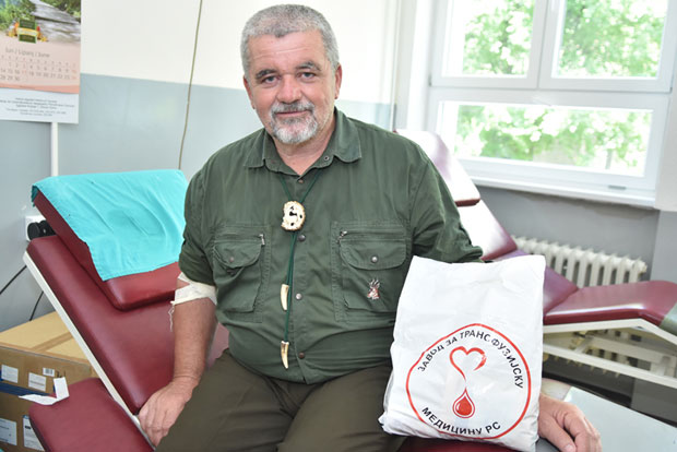 Са 25 литара крви спасао више живота