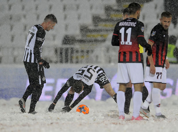 ПАРТИЗАН ТРАЖИ НОВИ МЕЧ СА МАЧВОМ: Испуните наше захтеве или напуштамо Суперлигу 