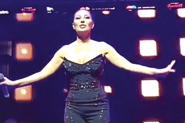 Цеца очарала Словенце