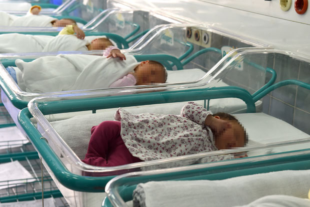 Бебе водили у дуплом болничком протоколу