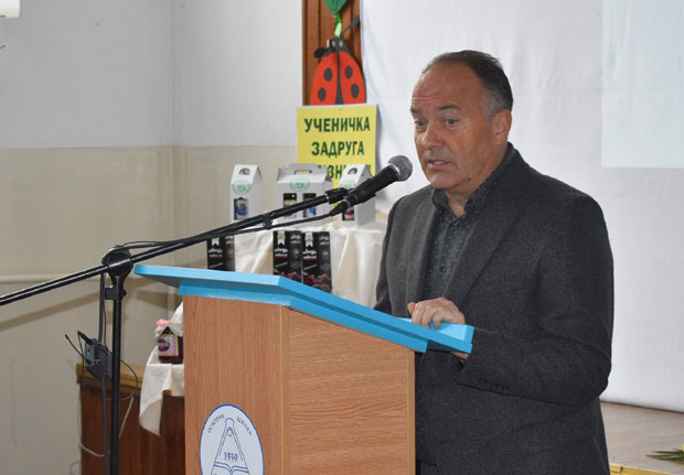 Шарчевић: Стварамо образовање за децу која мисле својом главом