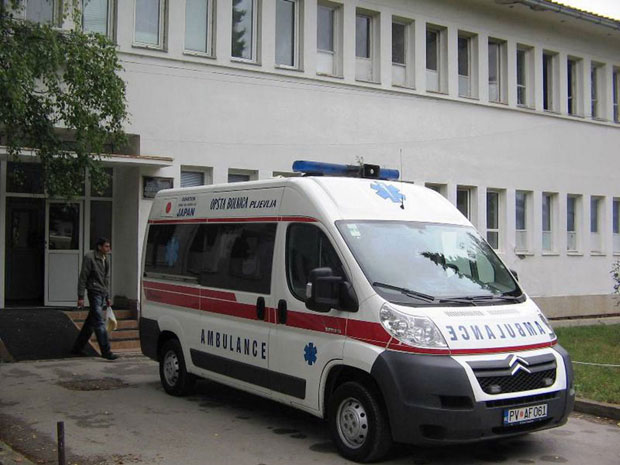 ТРАГЕДИЈА ПОРОДИЦЕ ГОЈАК: Траже правду за смрт детета у болници