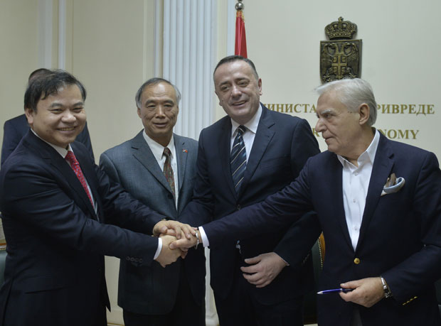 РТБ Бор: Кинези стигли, Спасковски остао