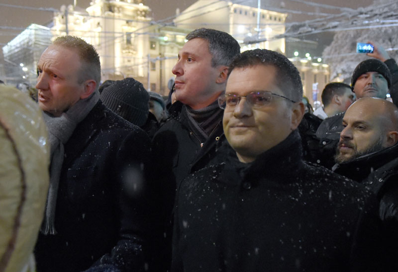 Жале се амбасадама због пораза