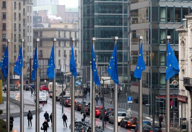 Политико: Европа у кризи, али њена пропаст је најмање могућа
